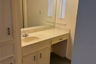 304 Rattan Dr, Victoria, TX 77901 - Photo 10