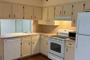 304 Rattan Dr, Victoria, TX 77901 - Photo 14
