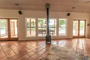 1690 Waterway Ln, New Braunfels, TX 78130 - Photo 10