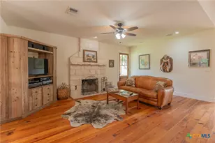 1690 Waterway Ln, New Braunfels, TX 78130 - Photo 6