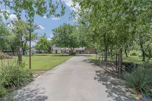 1690 Waterway Ln, New Braunfels, TX 78130 - Photo 2