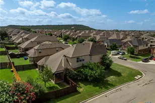 801 Green Meadow Dr, Harker Heights, TX 76548 - Photo 4