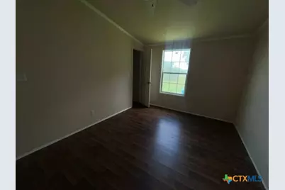 268 W Oaks, Victoria, TX 77905 - Photo 18