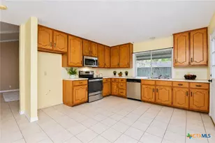 106 Hickory Knoll St, Victoria, TX 77901 - Photo 6