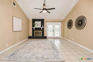 106 Hickory Knoll St, Victoria, TX 77901 - Photo 2