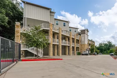 1228 Ervendberg Avenue #104, New Braunfels, TX 78130 - Photo 2