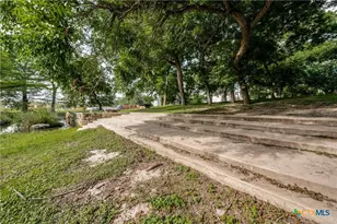 1228 Ervendberg Ave, New Braunfels, TX 78130 - Photo 22