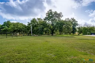 1228 Ervendberg Ave, New Braunfels, TX 78130 - Photo 26