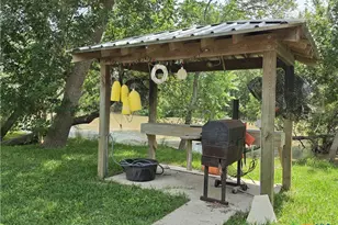 1243 Guadalupe River Rd, Tivoli, TX 77990 - Photo 6
