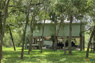 1243 Guadalupe River Rd, Tivoli, TX 77990 - Photo 4