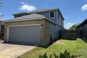 323 Big Hawk, New Braunfels, TX 78130 - Photo 2