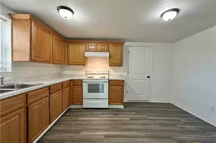 907 Southside Dr, Killeen, TX 76541 - Photo 10