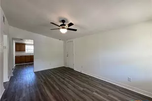 907 Southside Dr, Killeen, TX 76541 - Photo 8