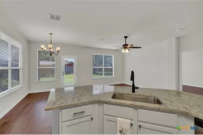 530 Zapata Circle, New Braunfels, TX 78130 - Photo 14
