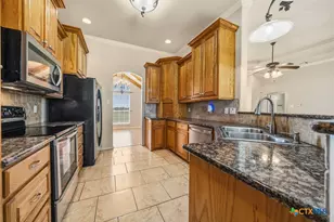 205 Hatter Dr, Moody, TX 76557 - Photo 10