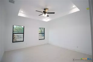 1860 Rocky Ridge Loop, Canyon Lake, TX 78133 - Photo 18