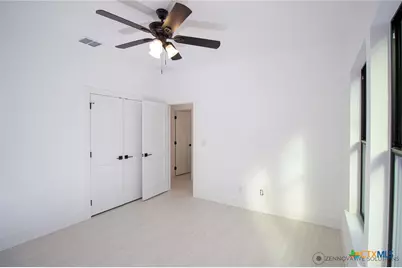 1860 Rocky Ridge Loop, Canyon Lake, TX 78133 - Photo 14