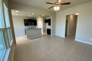 1110 Lakeway Crossing Dr, Temple, TX 76502 - Photo 6