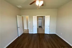 1110 Lakeway Crossing Dr, Temple, TX 76502 - Photo 12