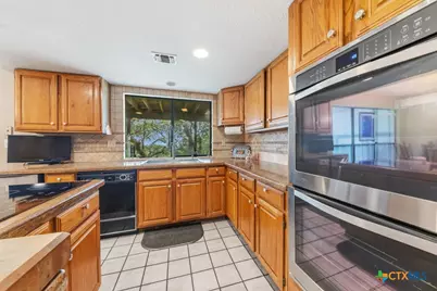 8017 Kenilworth Boulevard, Spring Branch, TX 78070 - Photo 12
