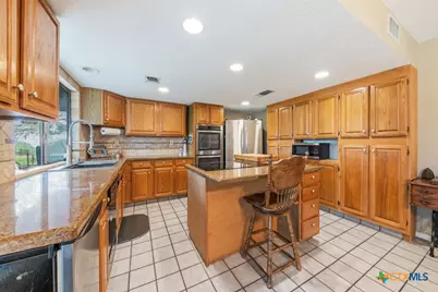 8017 Kenilworth Boulevard, Spring Branch, TX 78070 - Photo 10