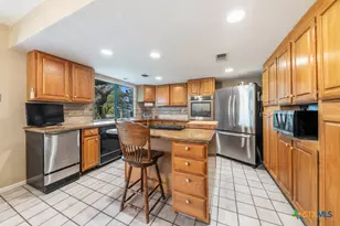 8017 Kenilworth Blvd, Spring Branch, TX 78070 - Photo 10