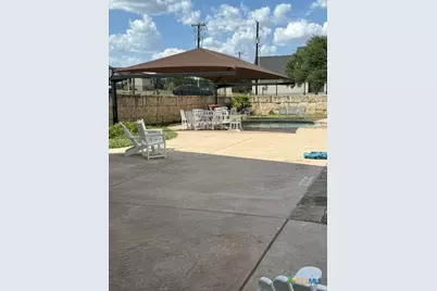 137 W Pat Dolan, Blanco, TX 78606 - Photo 8
