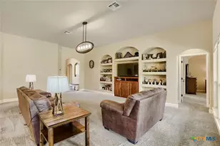 2262 Sun Chase Blvd, New Braunfels, TX 78130 - Photo 6
