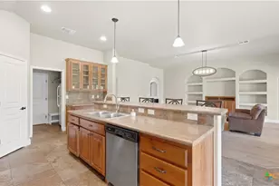 2262 Sun Chase Blvd, New Braunfels, TX 78130 - Photo 14