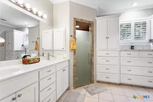 801 Treasure Oaks Rd, Inez, TX 77968 - Photo 22