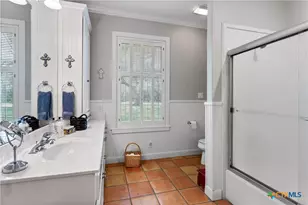 801 Treasure Oaks Rd, Inez, TX 77968 - Photo 18