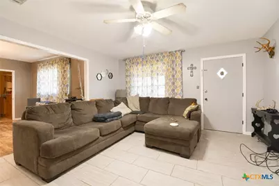 194 Club Drive, Victoria, TX 77905 - Photo 4