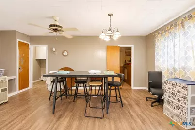 194 Club Drive, Victoria, TX 77905 - Photo 6