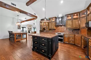 700 Willow Creek Rd, Salado, TX 76571 - Photo 6