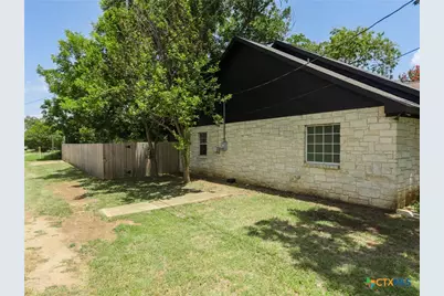 600 Garfield Street, McGregor, TX 76657 - Photo 8