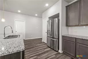702 Hollyhock Dr, Temple, TX 76502 - Photo 10