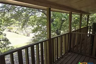 203 S Mitchell Ave, San Marcos, TX 78666 - Photo 8