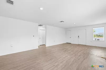 1355 Art Wall Way, San Antonio, TX 78221 - Photo 10