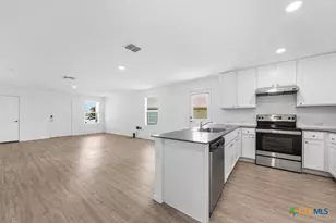 1355 Art Wall Wy, San Antonio, TX 78221 - Photo 8