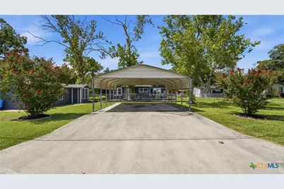 733 E Krezdorn Street, Seguin, TX 78155 - Photo 28