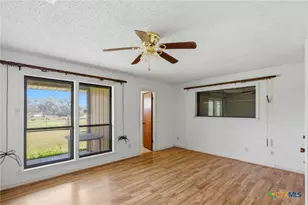 996 Carefree Dr, Victoria, TX 77905 - Photo 16