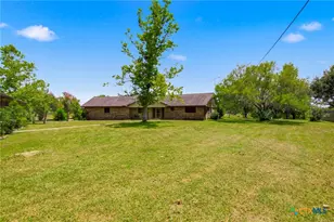 996 Carefree Dr, Victoria, TX 77905 - Photo 4