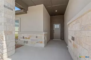 2557 Tin Barn Blf, Belton, TX 76513 - Photo 2