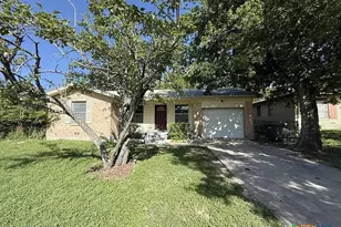 1204 S 7th St, Copperas Cove, TX 76522 - Photo 1