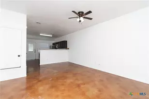 235 N Mary Jo Dr, Harker Heights, TX 76548 - Photo 2