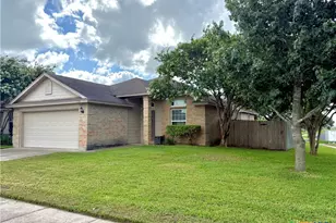 132 Carlsbad Dr, Victoria, TX 77904 - Photo 2