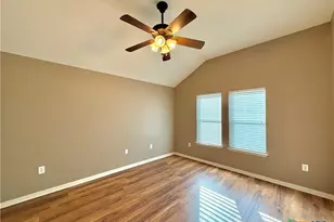 132 Carlsbad Dr, Victoria, TX 77904 - Photo 14