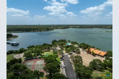 2 Cliffhouse Drive #208, Belton, TX 76513 - Photo 4
