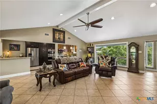 160 Lakeside Dr, Seguin, TX 78155 - Photo 14