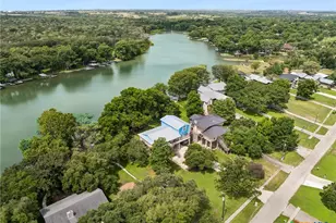 160 Lakeside Dr, Seguin, TX 78155 - Photo 4